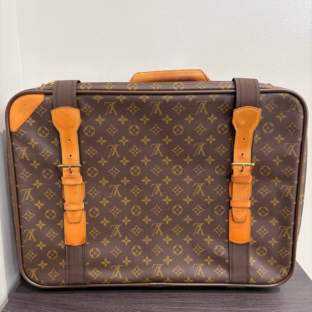 #3201 LOUIS VUITTON Monogram Satellite 53 Luggage
